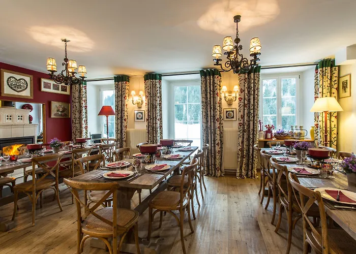 Historic Du Pillon Les Diablerets