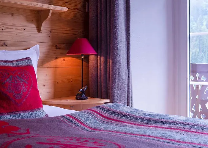 Historic Du Pillon Les Diablerets