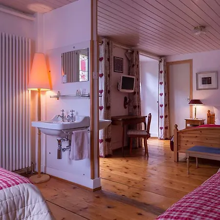 Historic Du Pillon Hotel