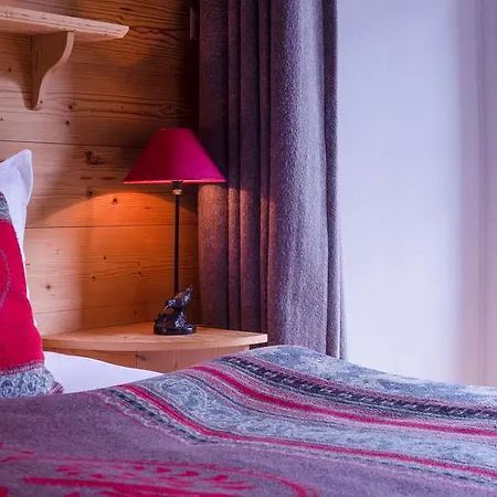 Historic Du Pillon Les Diablerets